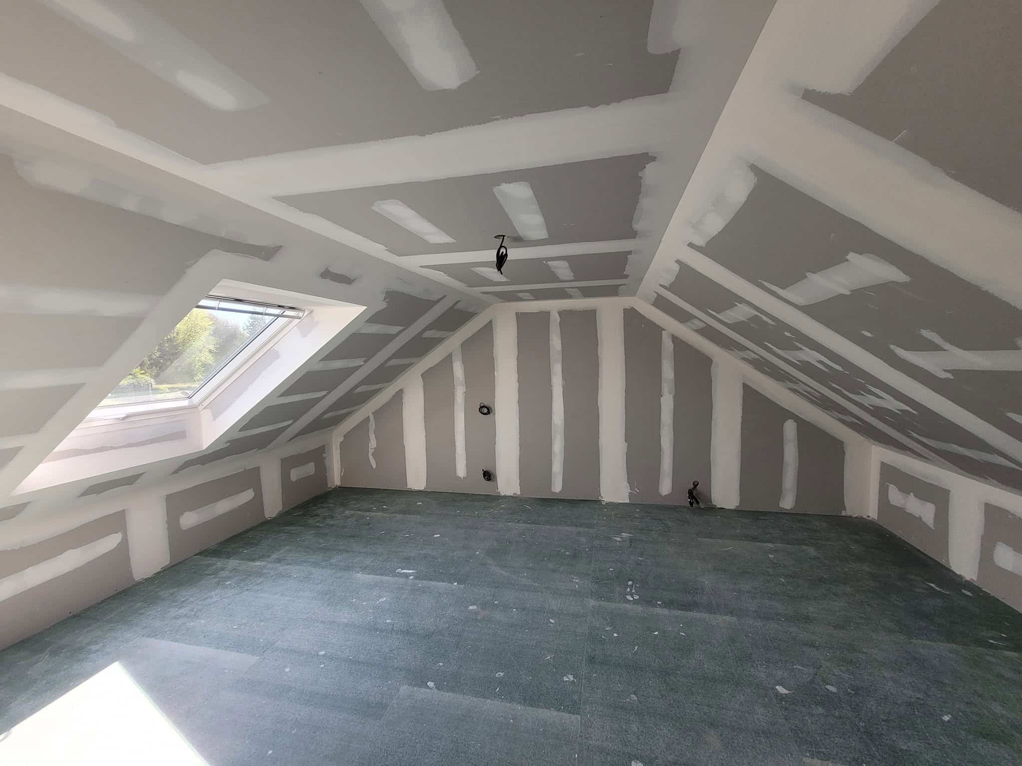 Installation de cloisons et bandes à Caen